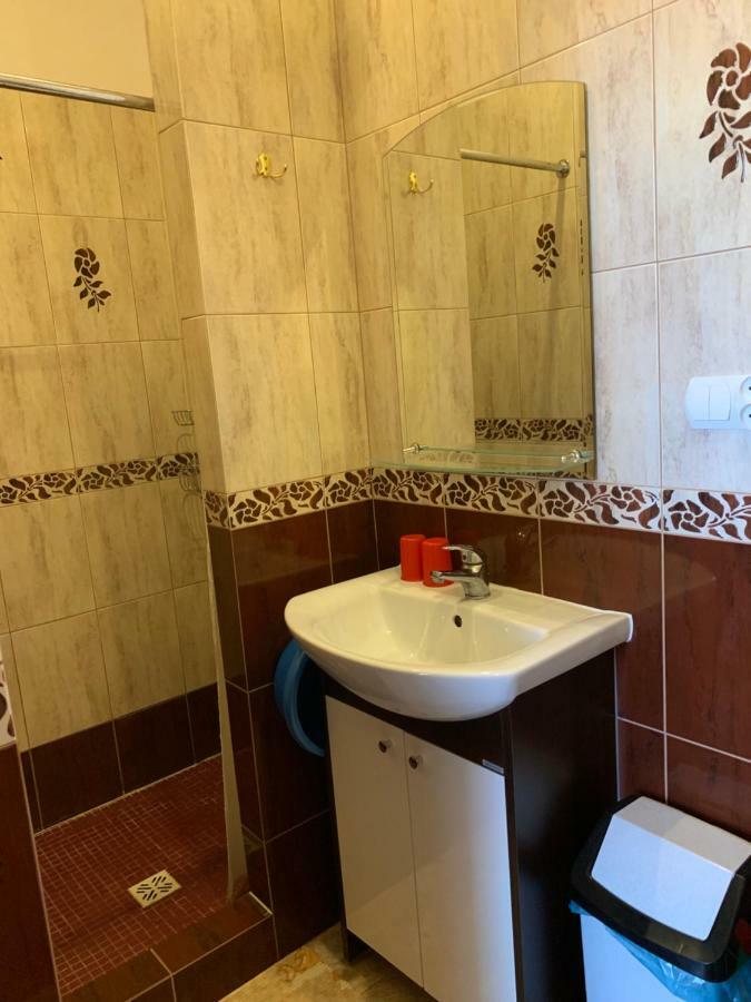 Pokoje Goscinne Matros Ustronie Morskie Exterior foto